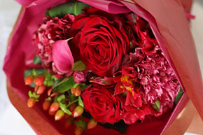 花束(ブーケ風)赤系