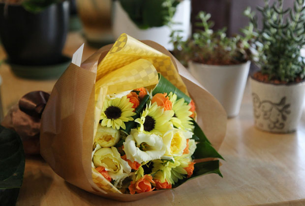 花束(ブーケ風)黄色・オレンジ系